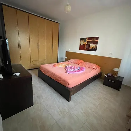 Lovely Spacious House With Big Garden Elbasan Exterior photo